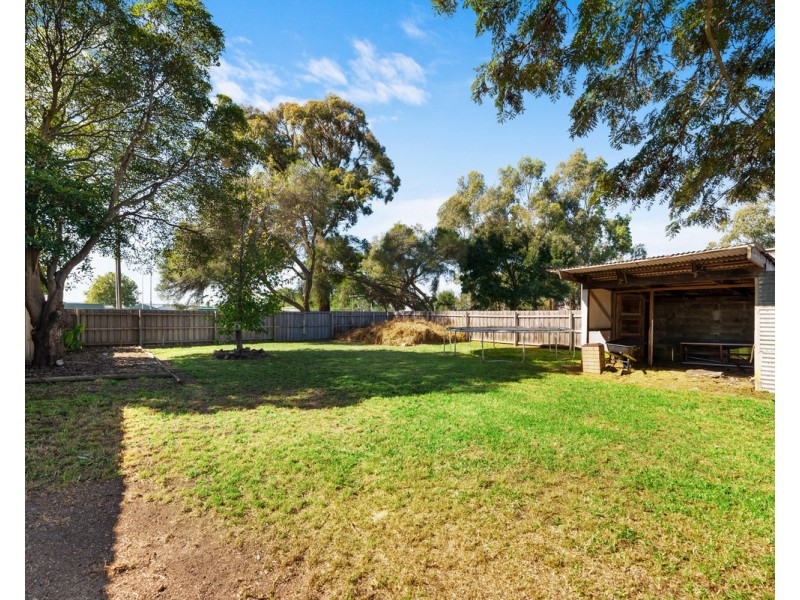 39 Valentine Crescent, Sale VIC 3850