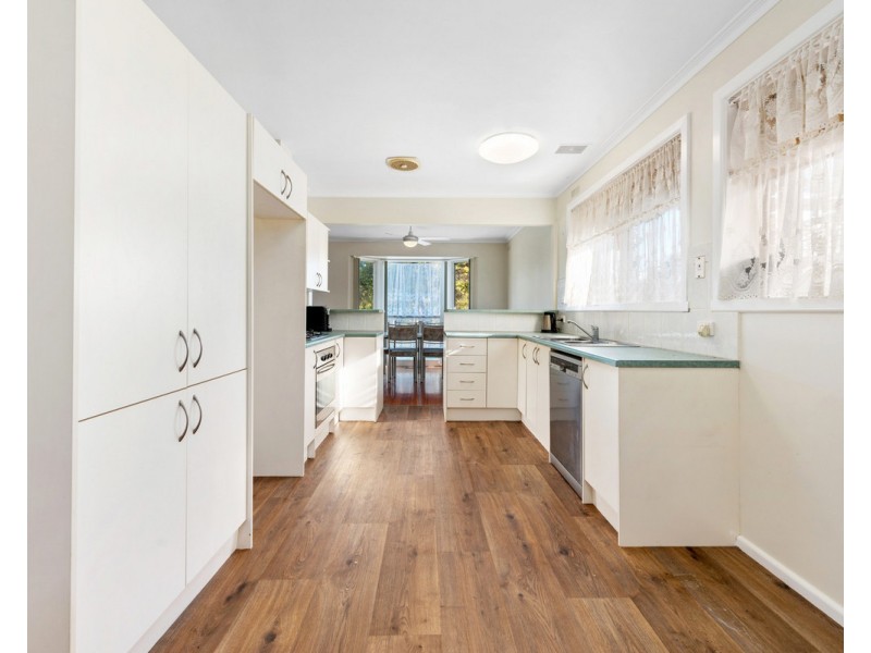 19 Picton Court, Sale VIC 3850