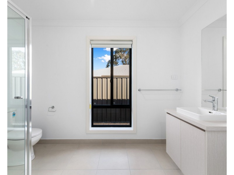 101 Lee Street, Stratford VIC 3862