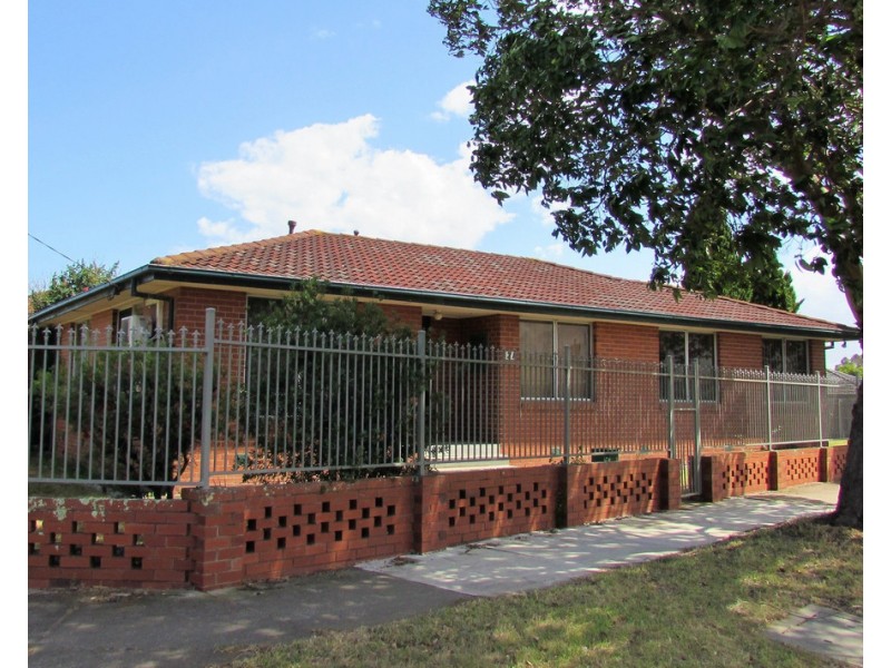 21 Glomar Grove, Sale VIC 3850