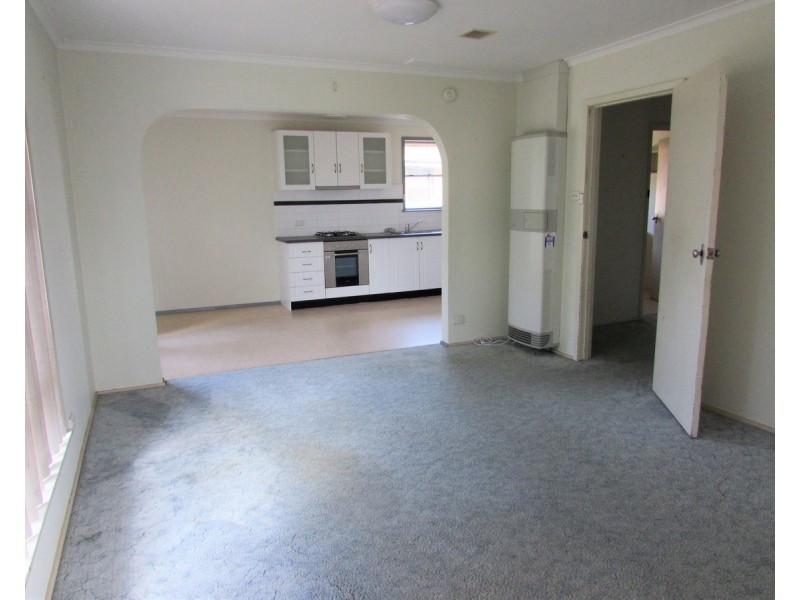 21 Glomar Grove, Sale VIC 3850