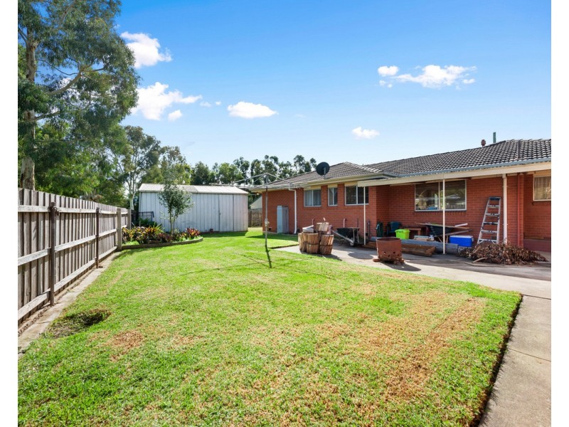 10 Shepherd Court, Sale VIC 3850