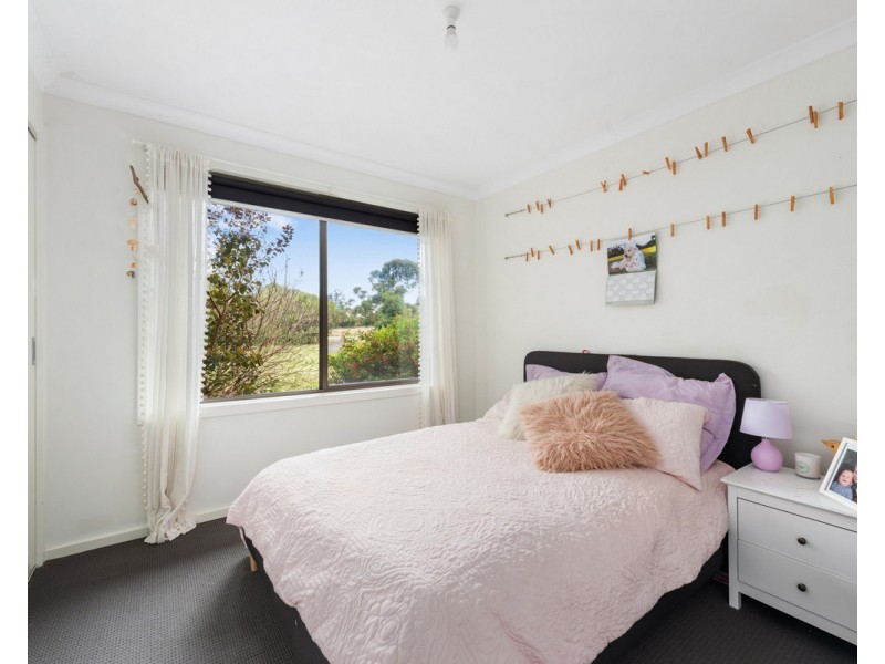 44 Hampton Court, Longford VIC 3851