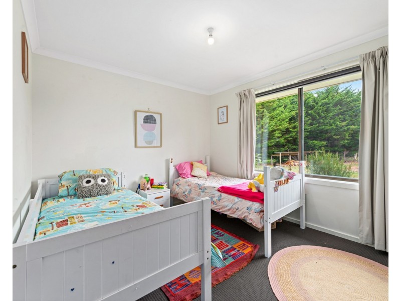 44 Hampton Court, Longford VIC 3851