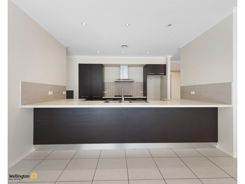 15 Dryden Place, Sale VIC 3850