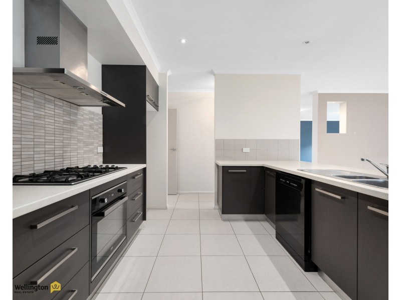 15 Dryden Place, Sale VIC 3850