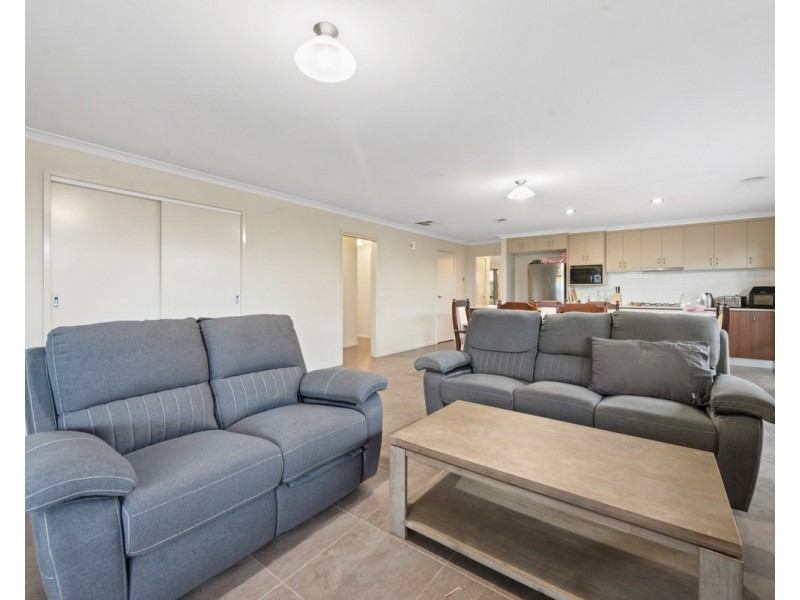 68 Woondella Boulevard, Sale VIC 3850
