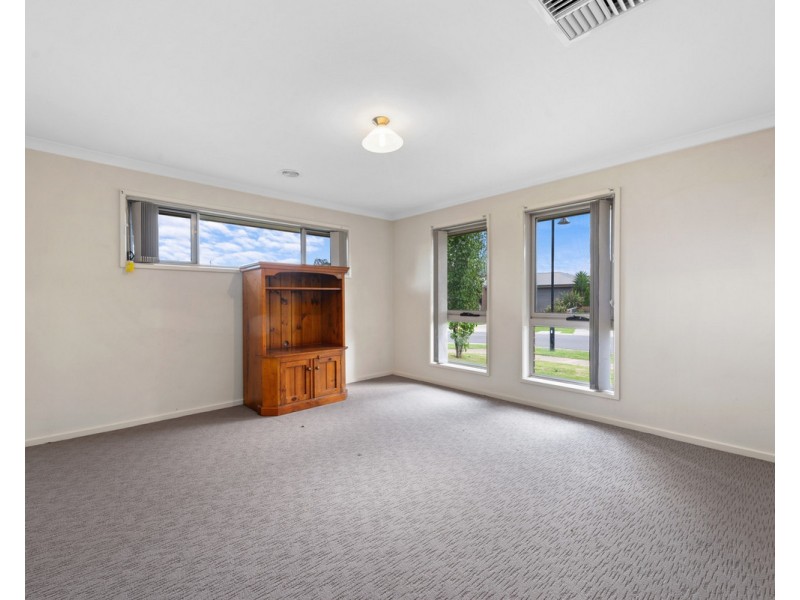 68 Woondella Boulevard, Sale VIC 3850