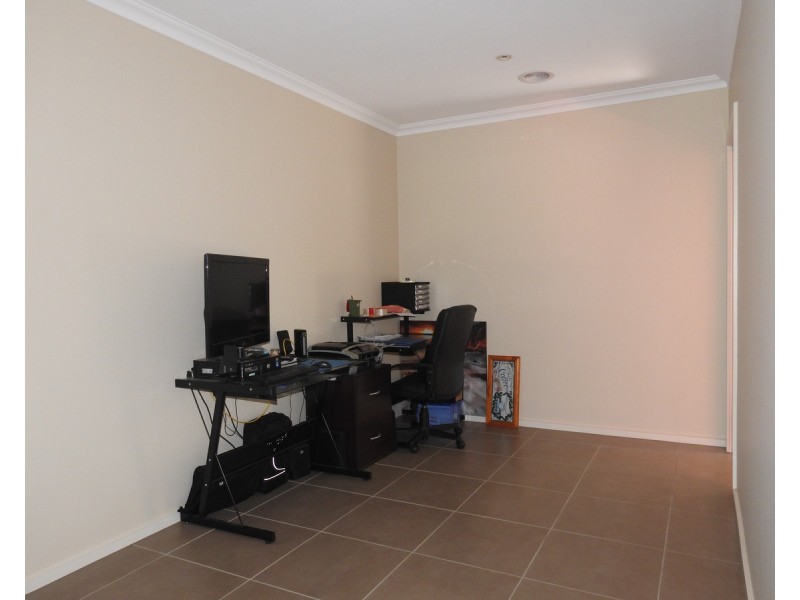 8 Melanie Court, Sale VIC 3850