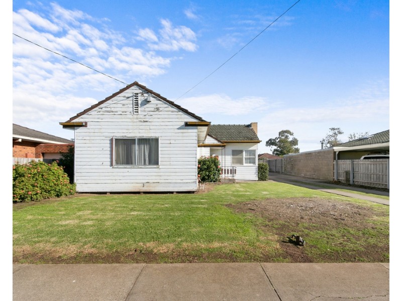 7 Weir Street, Sale VIC 3850