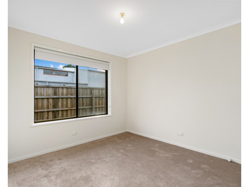 1/145 Raglan Street, Sale VIC 3850