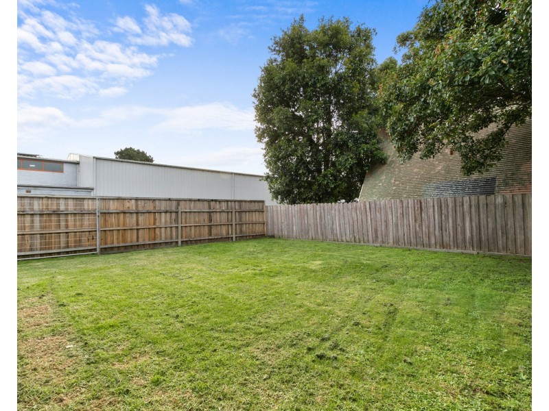 1/145 Raglan Street, Sale VIC 3850