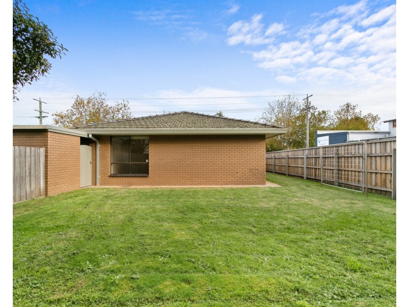 1/145 Raglan Street, Sale VIC 3850