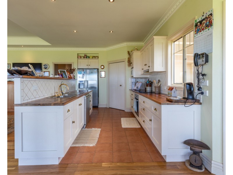 231 McGuinness Road, Seaspray VIC 3851