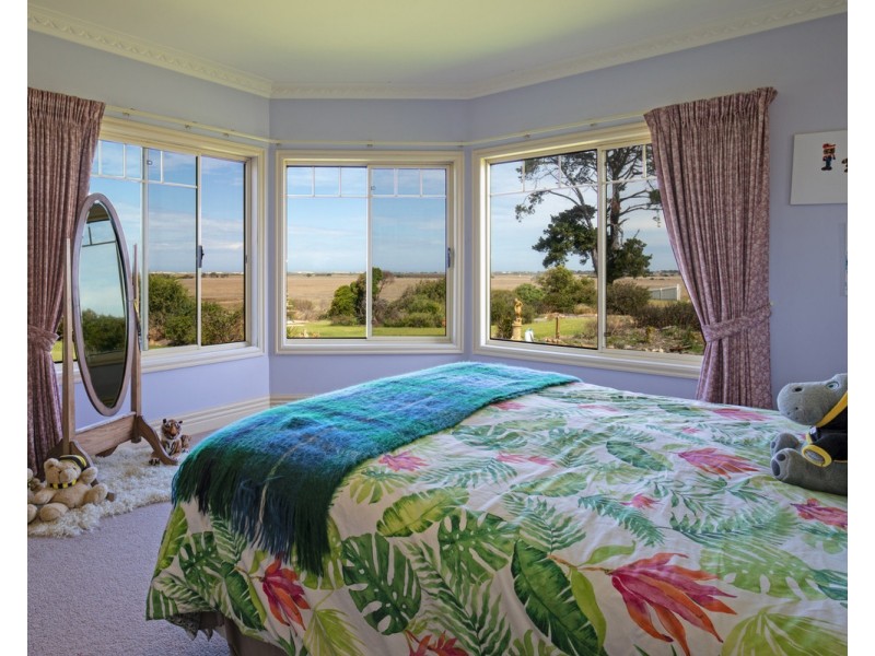 231 McGuinness Road, Seaspray VIC 3851