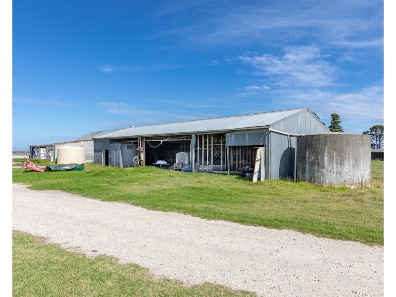 205 McGuinness Road, Seaspray VIC 3851