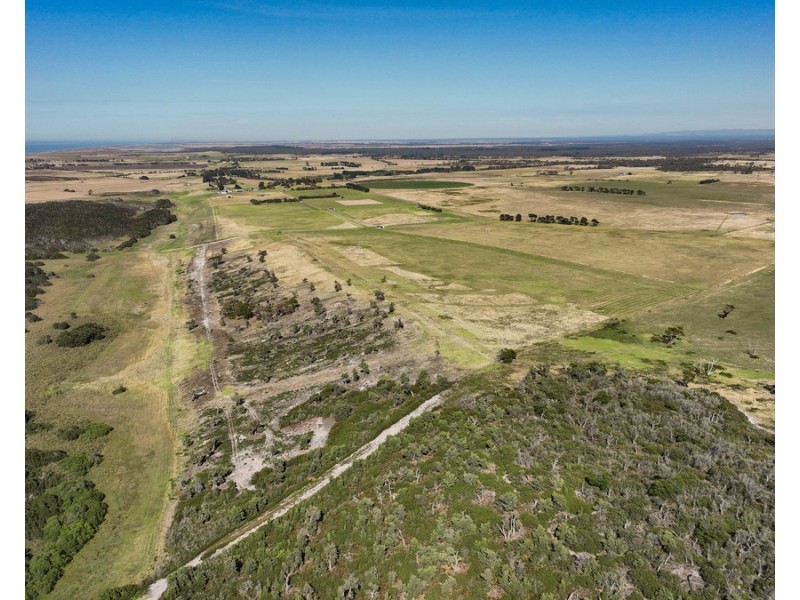 205 McGuinness Road, Seaspray VIC 3851