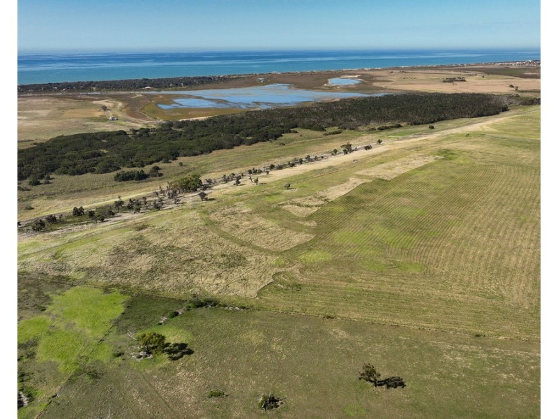 205 McGuinness Road, Seaspray VIC 3851