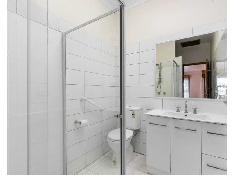 15 Simpson Street, Sale VIC 3850