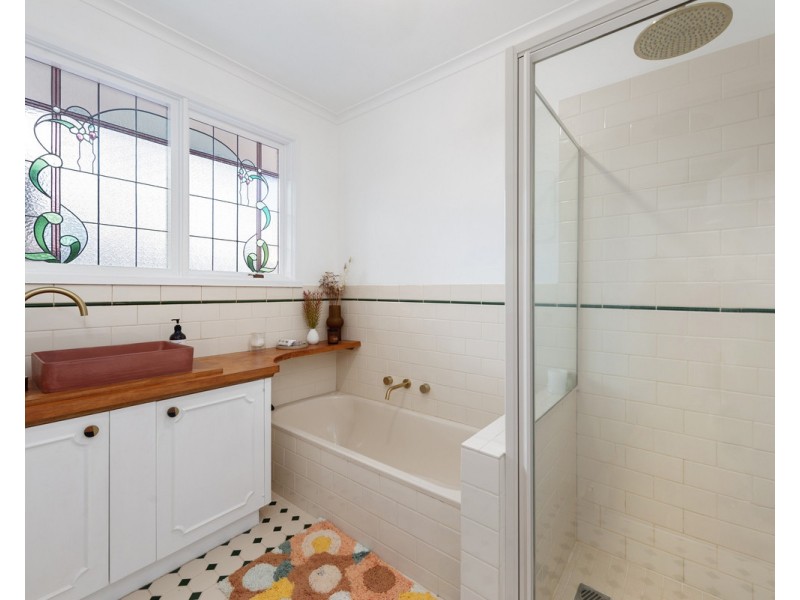 8 Julie Court, Sale VIC 3850