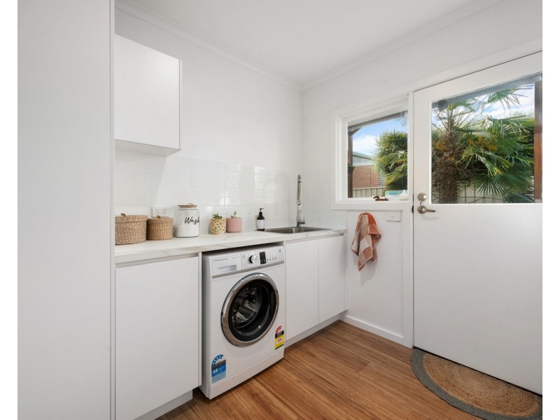 8 Julie Court, Sale VIC 3850