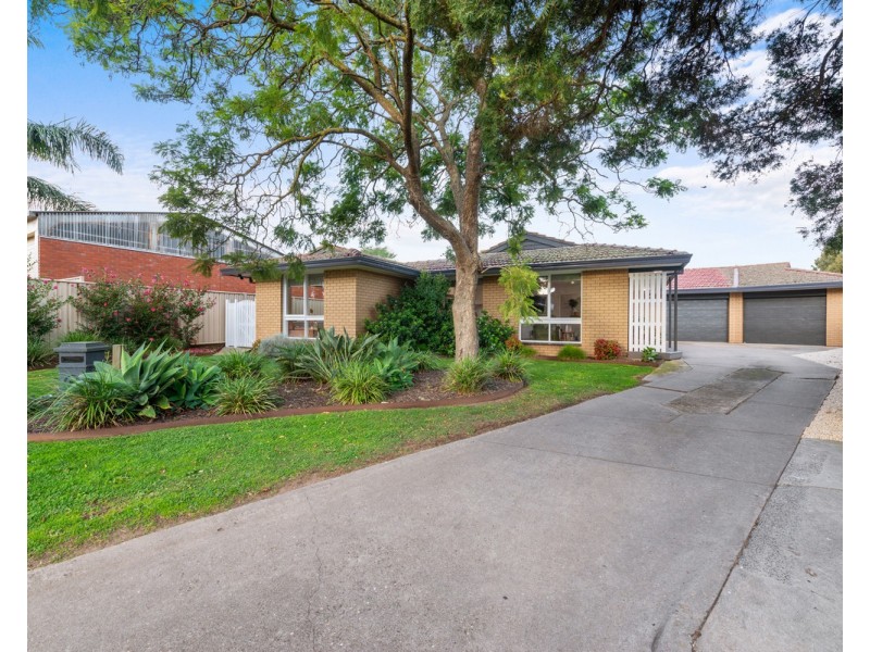 8 Julie Court, Sale VIC 3850
