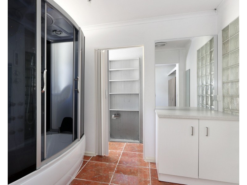 1 Shepherd Court, Sale VIC 3850