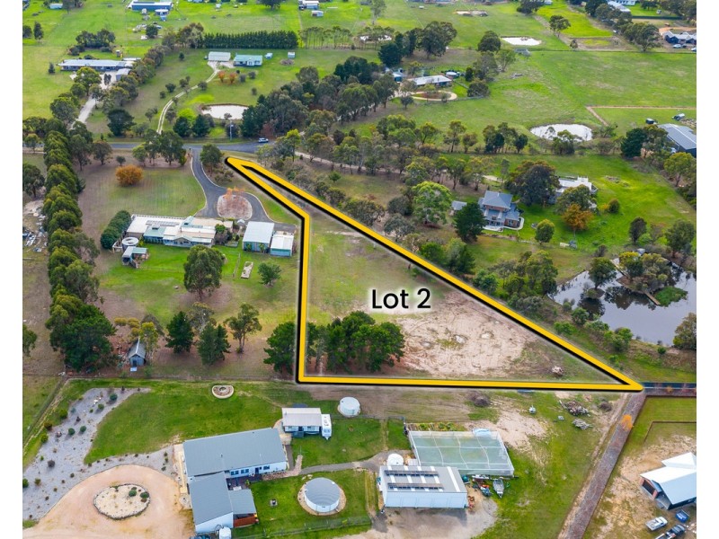 2/100 Gerrand Drive, Longford VIC 3851