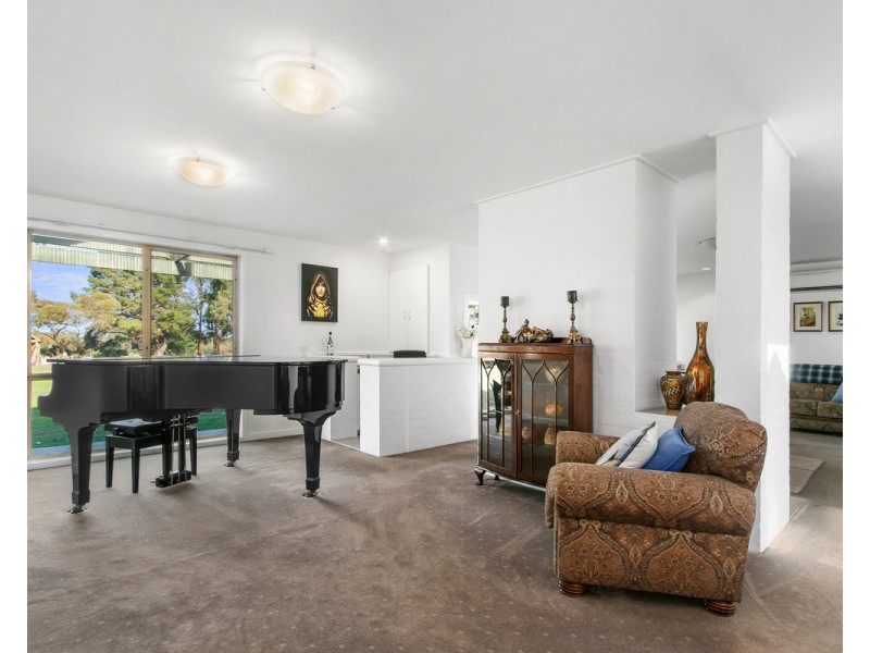 100 Gerrand Drive, Longford VIC 3851