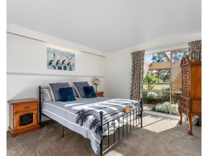 100 Gerrand Drive, Longford VIC 3851