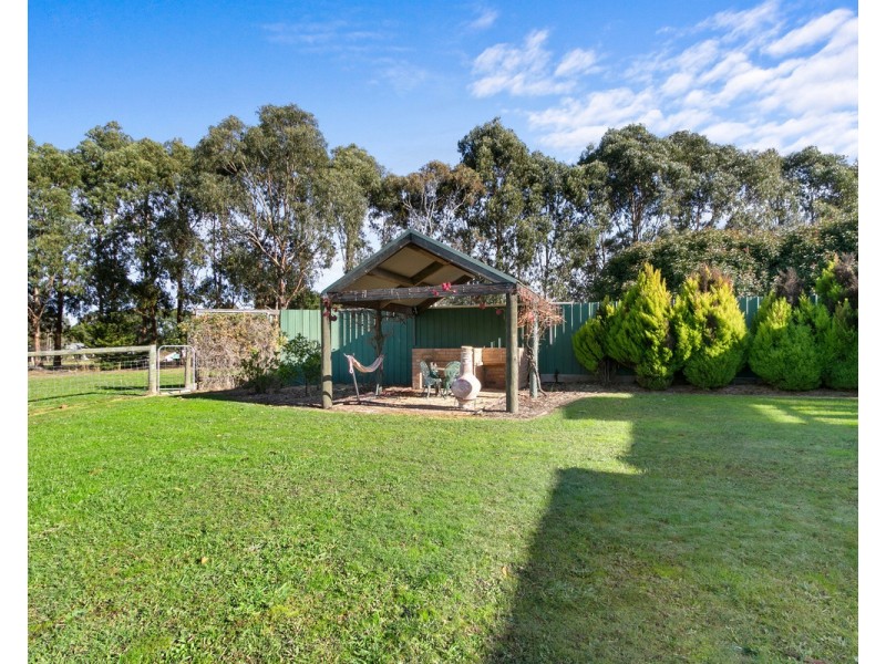 100 Gerrand Drive, Longford VIC 3851