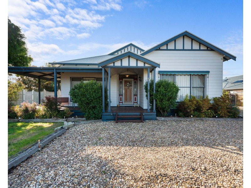 83 Cemetery Road, Sale VIC 3850