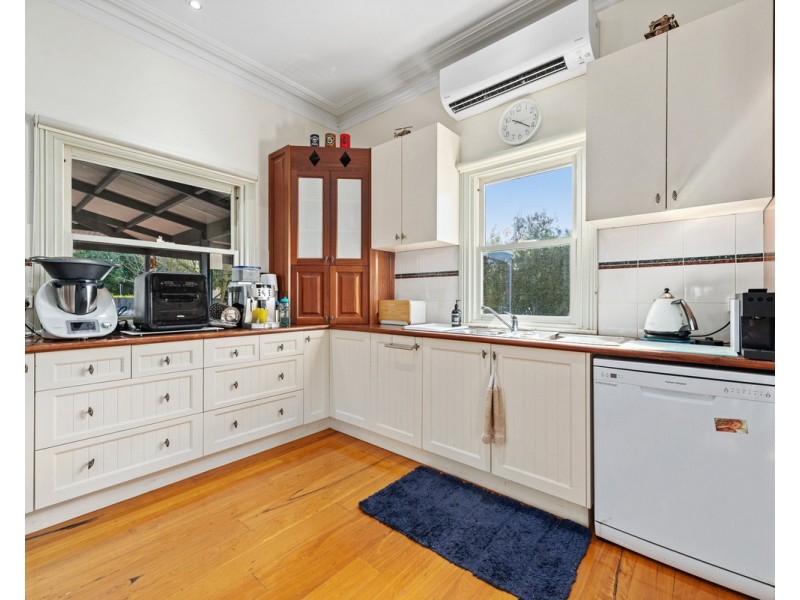 83 Cemetery Road, Sale VIC 3850