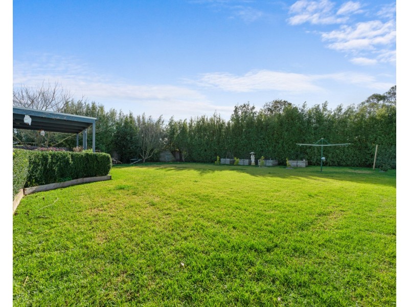 83 Cemetery Road, Sale VIC 3850