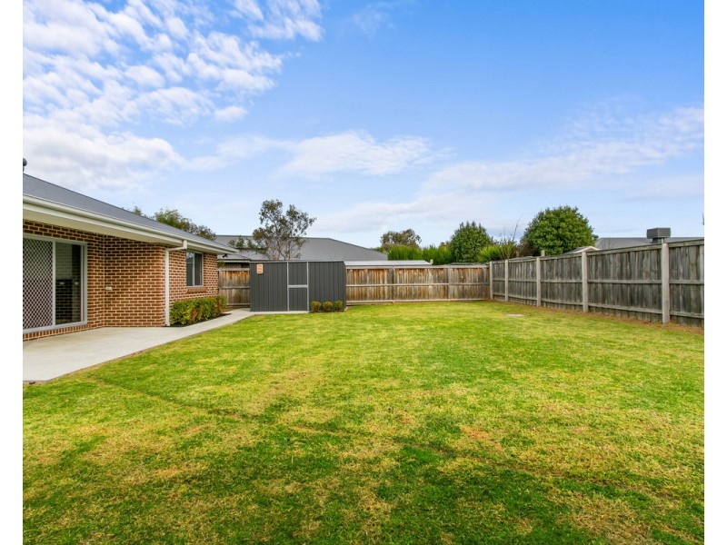 12 Redgum Court, Sale VIC 3850