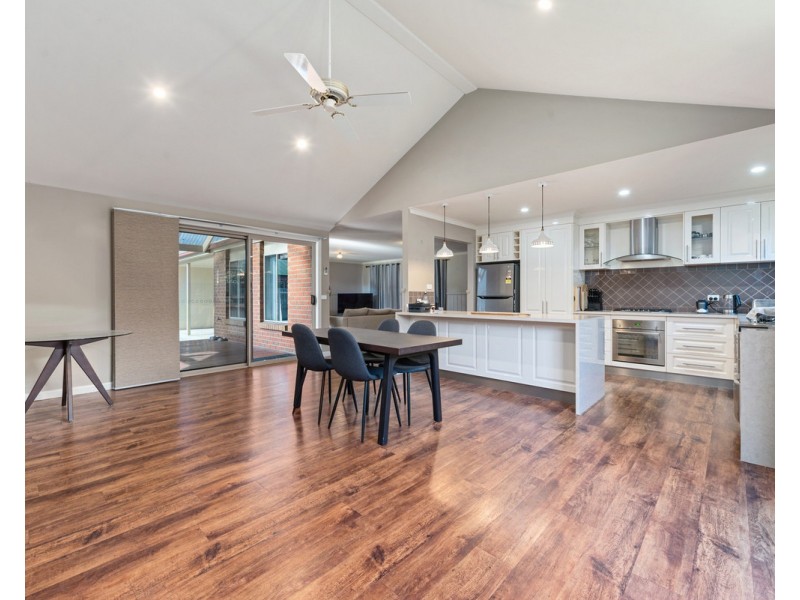 76 Topping Street, Sale VIC 3850