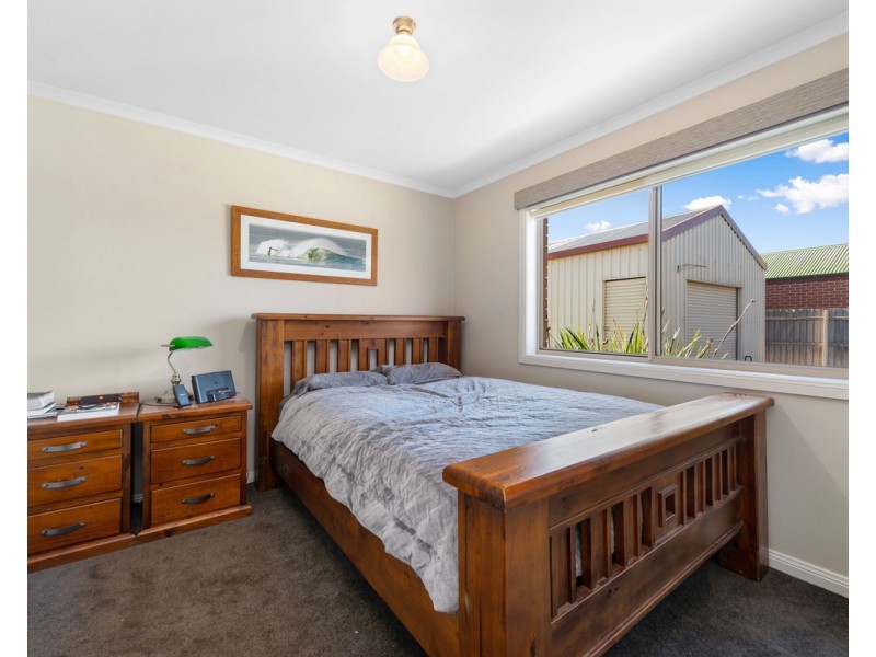 76 Topping Street, Sale VIC 3850
