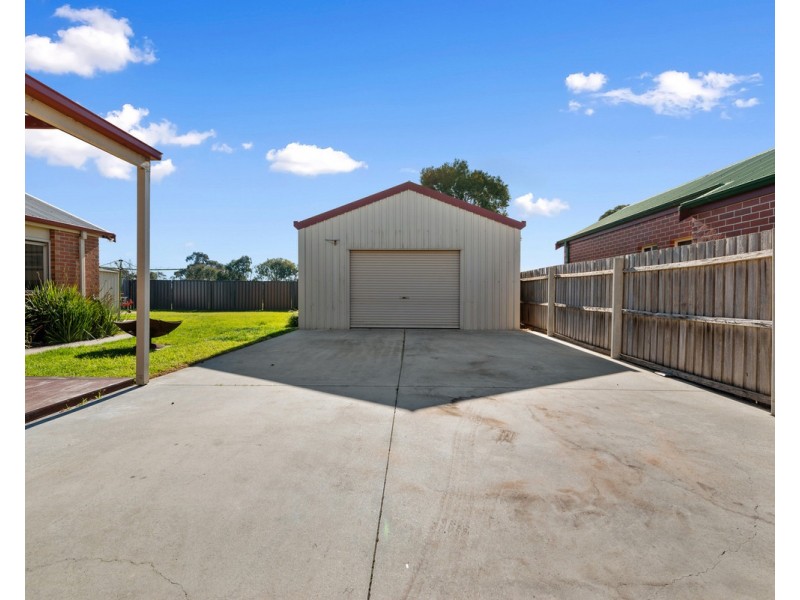 76 Topping Street, Sale VIC 3850