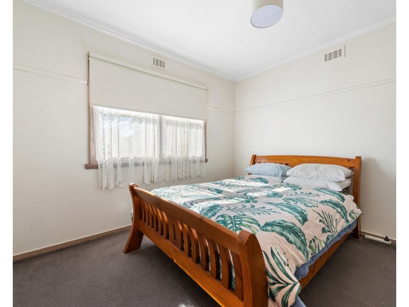 2 Buckley Street, Stratford VIC 3862