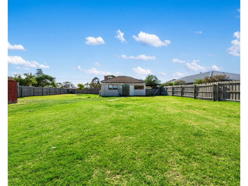 2 Buckley Street, Stratford VIC 3862