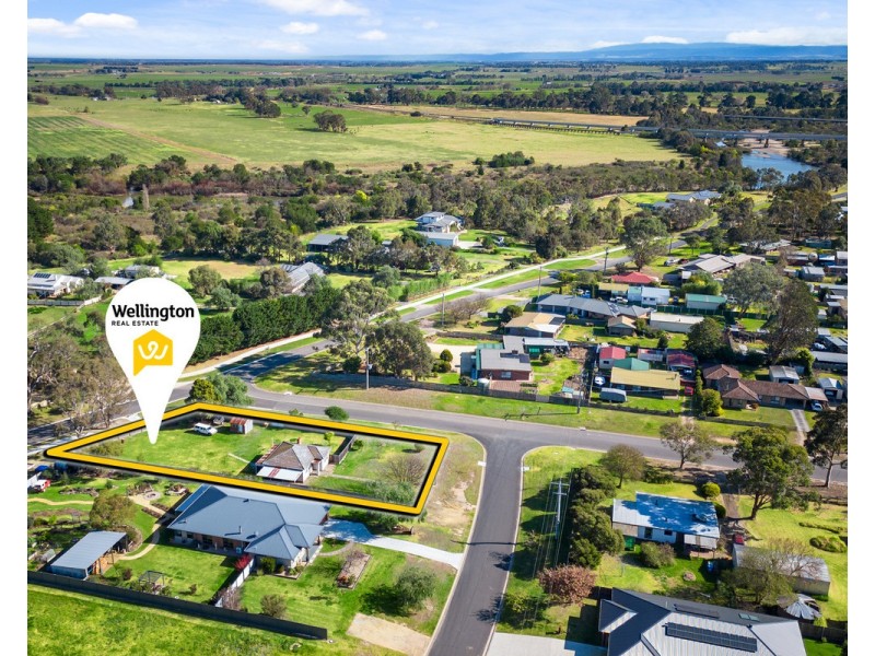 2 Buckley Street, Stratford VIC 3862