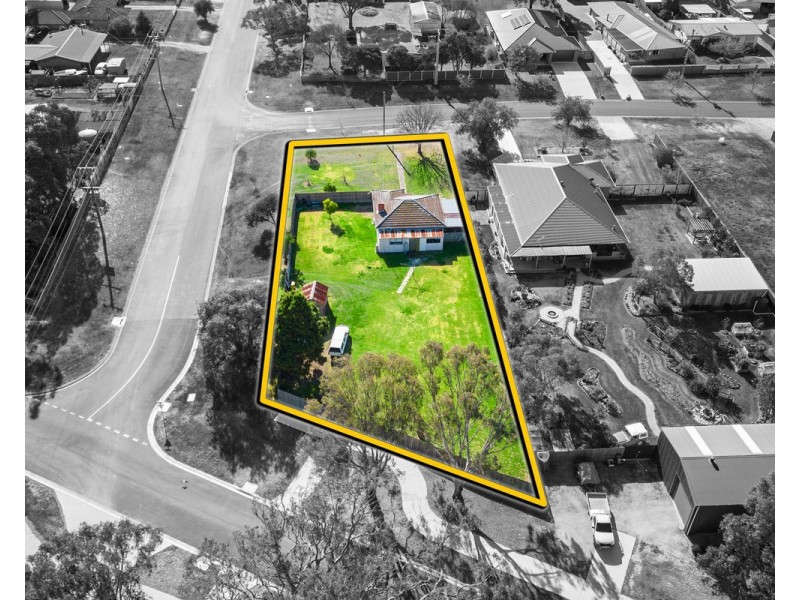 2 Buckley Street, Stratford VIC 3862