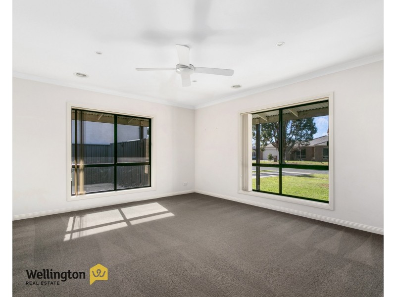 7 Krista Court, Sale VIC 3850