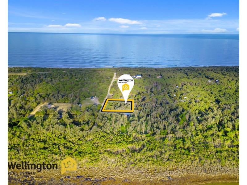 23-27 Waikiki Way, Golden Beach VIC 3851