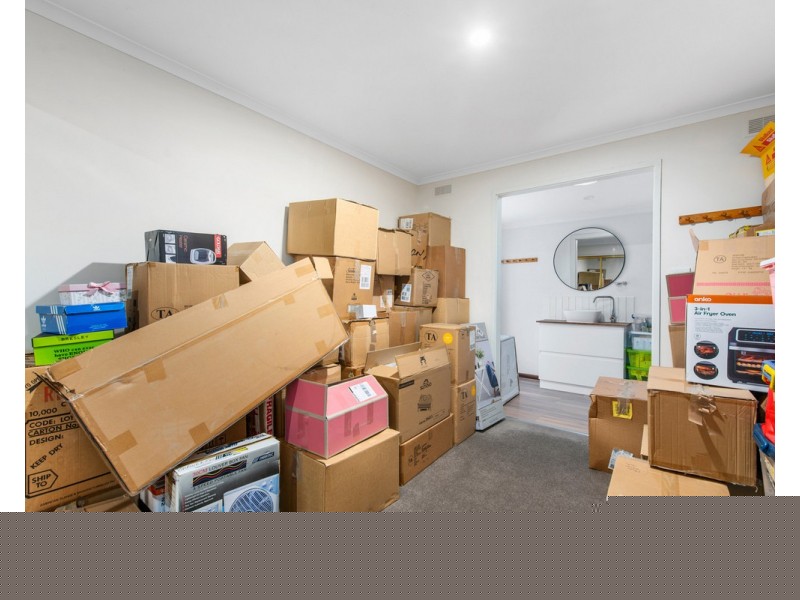 2 Rhodes Drive, Sale VIC 3850