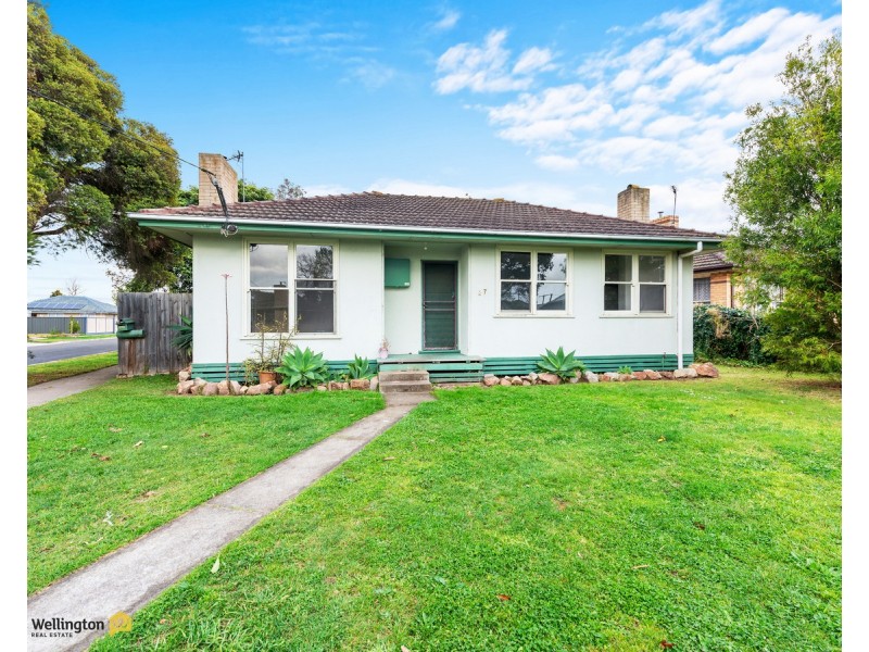 27 Howard Street, Sale VIC 3850