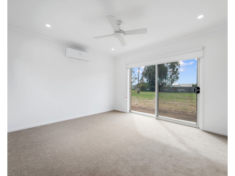 23 Redbank Road, Stratford VIC 3862