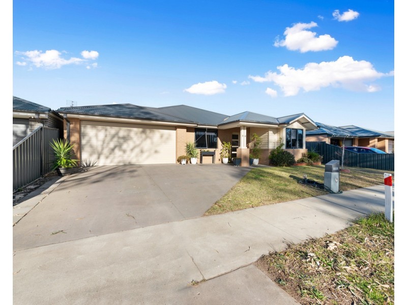 56 Killeen Street, Stratford VIC 3862