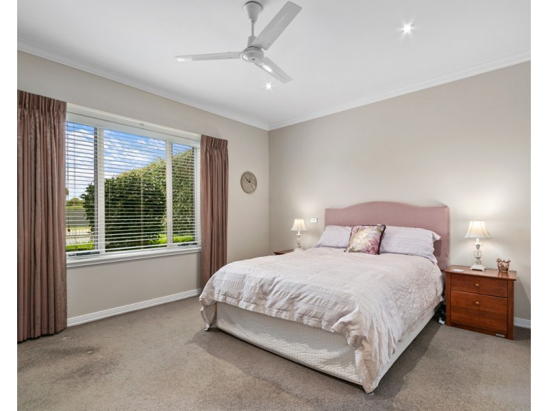 2 Brolga Place, Sale VIC 3850
