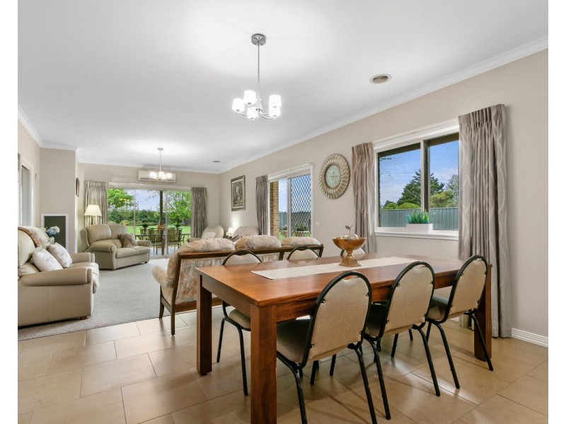 2 Brolga Place, Sale VIC 3850